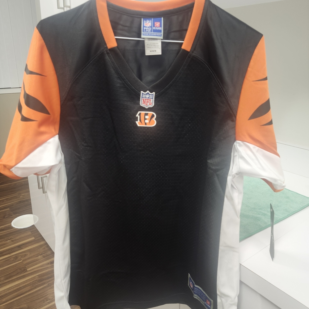 NFL Team Jersey For Bangles. COMPLETELY BLANK NO NAME OR NUMBER ON IT.